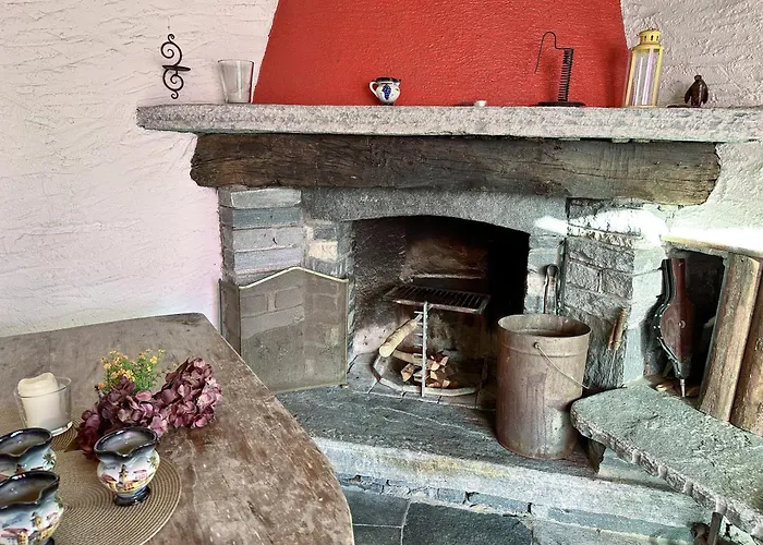 Casa Makatea By Fewotessin * Brione sopra Minusio